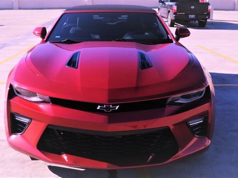 Used 2017 Chevrolet Camaro SS RWD image 5