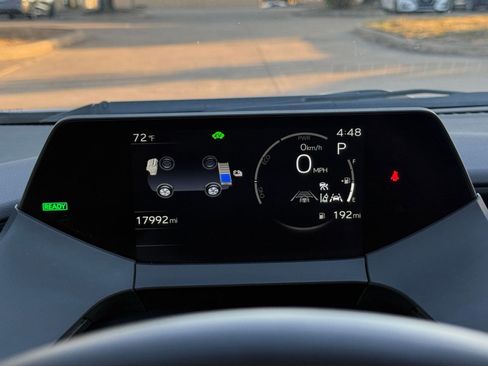 Used 2025 Toyota Prius LE image 40