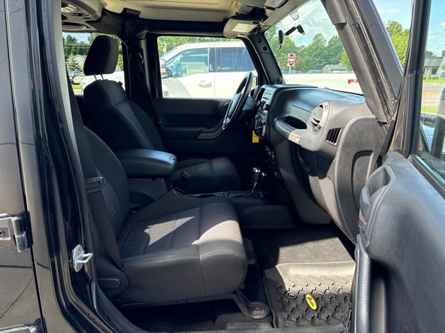 Used 2011 Jeep Wrangler Unlimited Sport AWD/4WD image 15