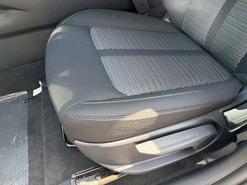 New 2026 Kia Sorento LX FWD image 16