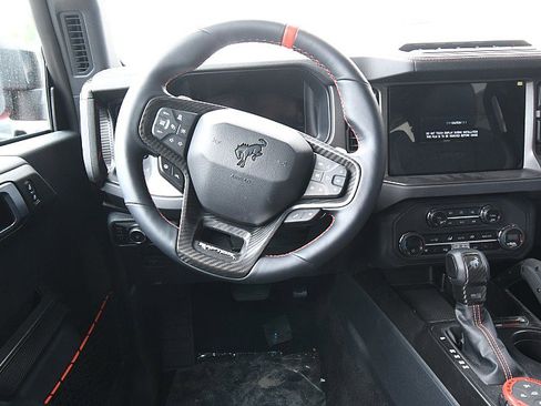 New 2025 Ford Bronco Raptor image 9