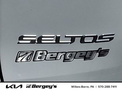 Certified 2025 Kia Seltos EX AWD/4WD image 23