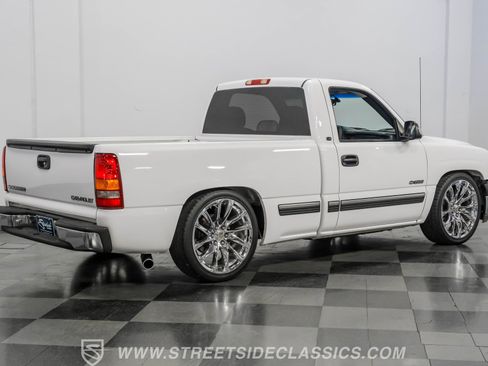 Used 2000 Chevrolet Silverado 1500 LS image 11