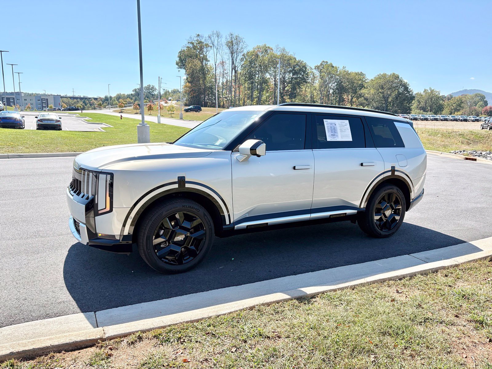Used 2027 Kia Telluride SX Prestige w/ Towing Package AWD/4WD image 4