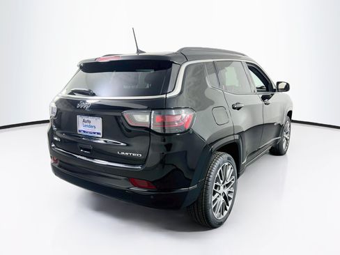 Used 2024 Jeep Compass Limited w/ Elite Group AWD/4WD image 5
