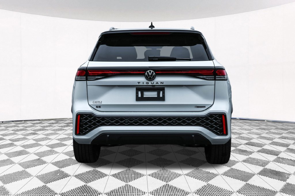 Used 2026 Volkswagen Tiguan SE R-Line AWD/4WD image 13