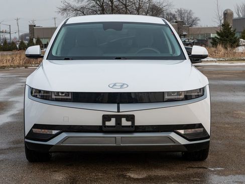 Used 2024 Hyundai Ioniq 5 SEL image 2