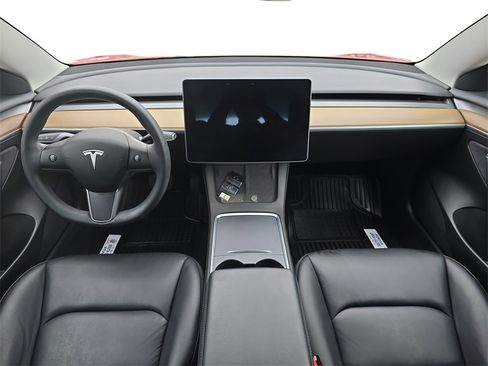 Used 2022 Tesla Model 3 image 9