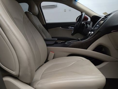 Used 2017 Lincoln MKX Reserve FWD image 21