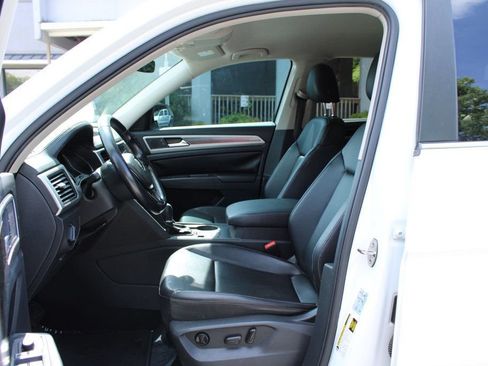 Used 2018 Volkswagen Atlas SE FWD image 13