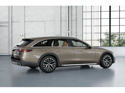 New 2026 Mercedes-Benz E 450 4MATIC All-Terrain Wagon image 19