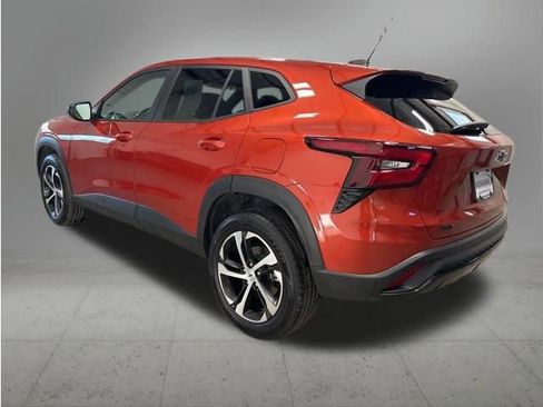 Used 2024 Chevrolet Trax RS w/ Driver Confidence Package image 9