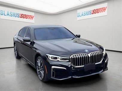 Used 2022 BMW M760i xDrive w/ Luxury Rear Seating Package