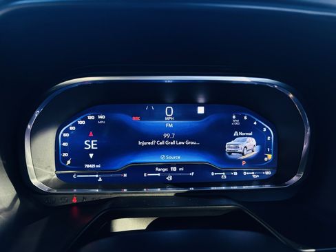 Used 2022 Chevrolet Tahoe RST w/ Luxury Package image 34