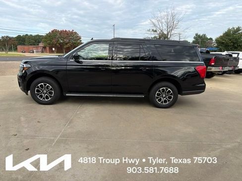 Used 2023 Ford Expedition Max XLT AWD/4WD image 6