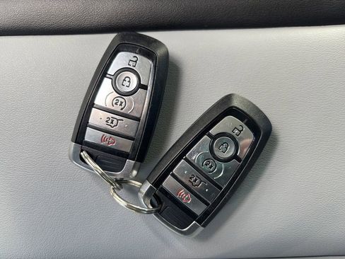 Used 2023 Ford Explorer XLT w/ Equipment Group 202A image 33