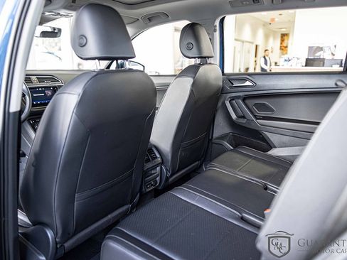 Used 2020 Volkswagen Tiguan SEL image 33