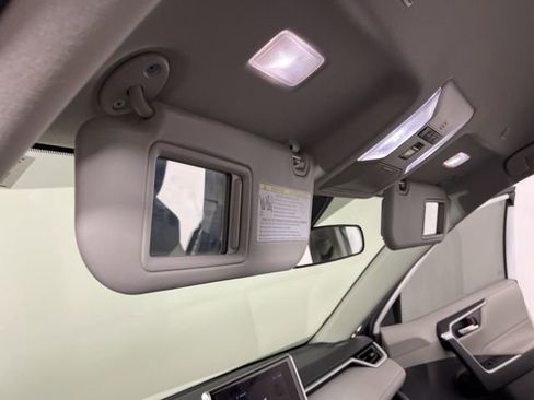 Used 2024 Toyota RAV4 XLE image 38