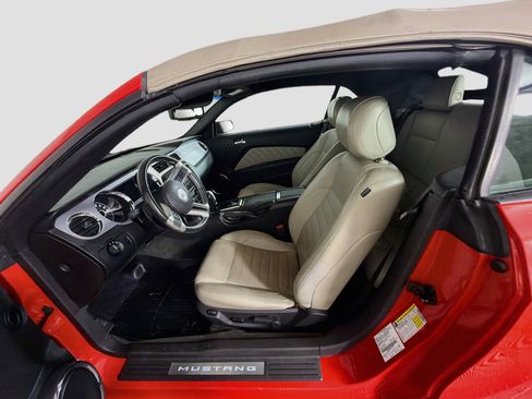 Used 2014 Ford Mustang Premium w/ Comfort Package RWD image 13