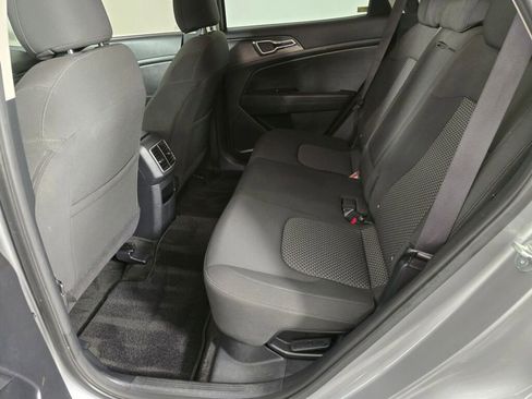 Used 2023 Kia Sportage LX image 38