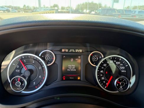 New 2026 RAM 2500 Big Horn AWD/4WD image 16