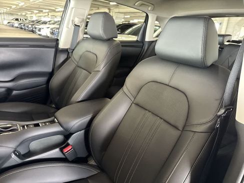 Used 2026 Honda HR-V EX-L image 13