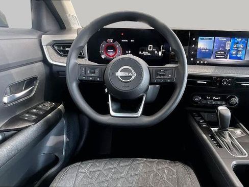 Certified 2026 Nissan Kicks SV FWD image 6