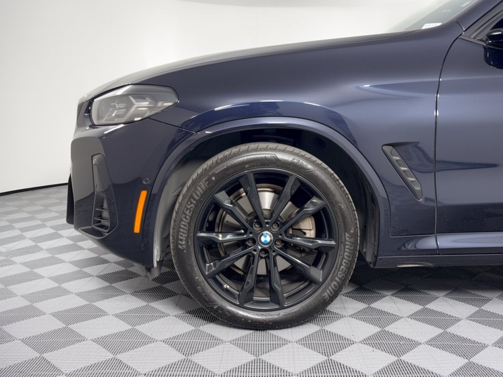 Used 2024 BMW X4 xDrive30i w/ M Sport Package AWD/4WD image 13