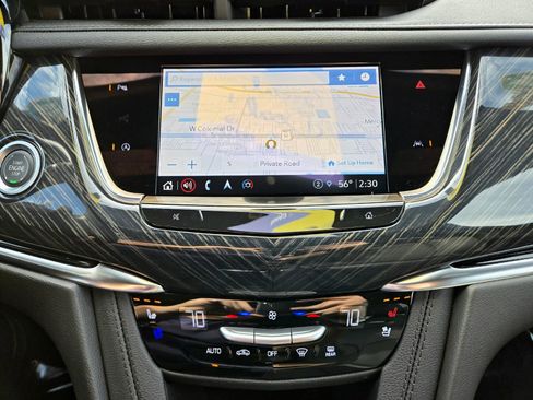 Used 2023 Cadillac XT6 Premium Luxury image 34