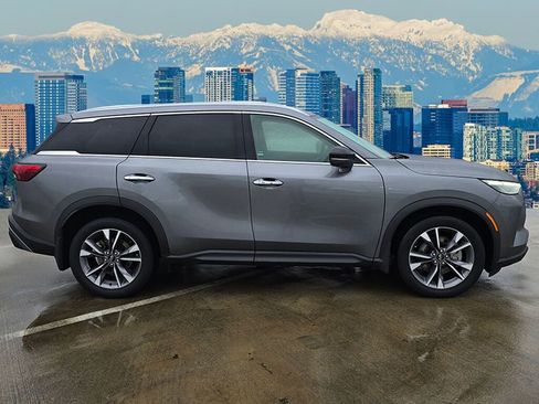 Certified 2023 INFINITI QX60 Luxe w/ Cargo Package image 8