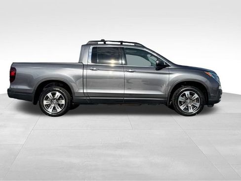 Used 2018 Honda Ridgeline RTL-E image 2
