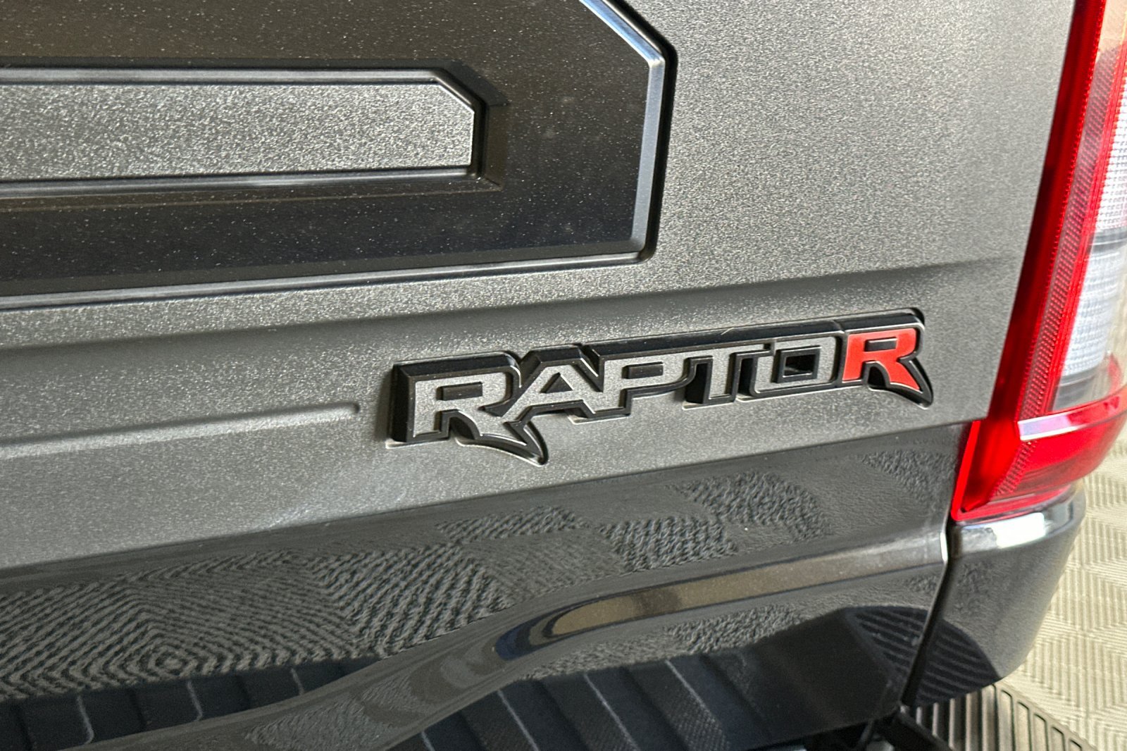 Used 2023 Ford F150 Raptor w/ Equipment Group 802A Raptor R AWD/4WD image 50