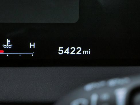 Certified 2026 Genesis GV70 2.5T AWD/4WD image 19