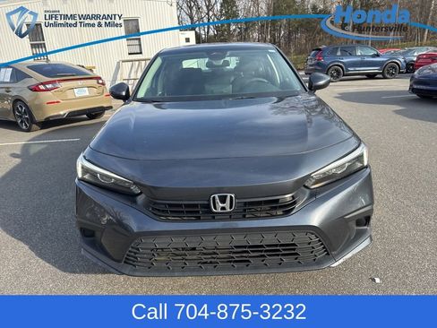 Used 2023 Honda Civic LX image 2