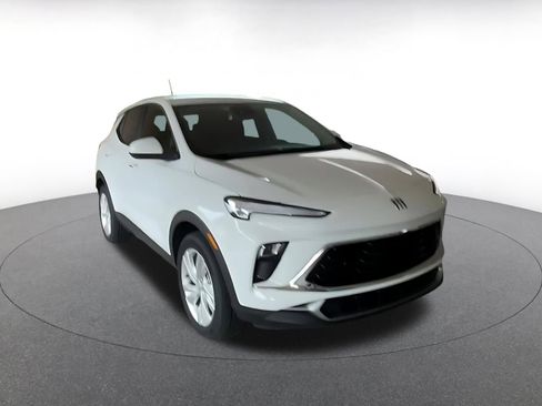 Used 2025 Buick Encore GX Preferred image 3