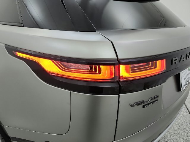 Used 2018 Land Rover Range Rover Velar AWD/4WD image 55