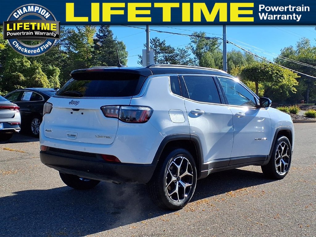 Used 2025 Jeep Compass Limited AWD/4WD image 5