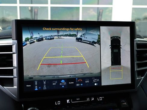 Used 2025 Toyota Sequoia Platinum w/ TRD Off-Road Package AWD/4WD image 16