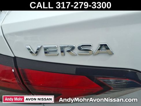 Used 2023 Nissan Versa S FWD image 11