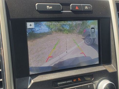 Used 2019 Ford F150 Lariat w/ Equipment Group 502A Luxury AWD/4WD image 17