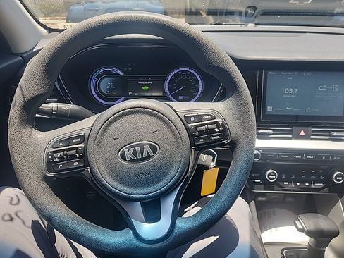 Used 2021 Kia Niro LX FWD image 22