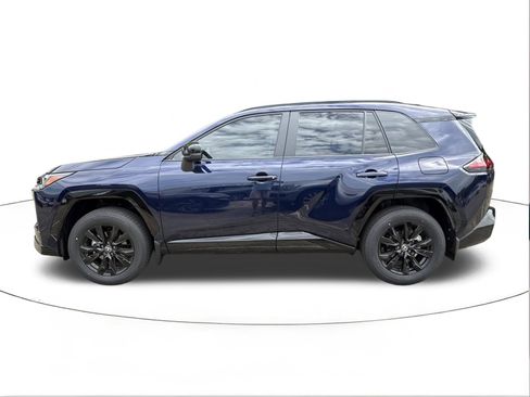 Used 2026 Toyota RAV4 SE w/ Weather Package FWD image 6