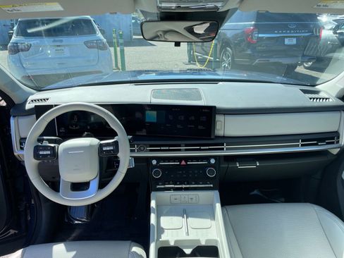 Used 2025 Hyundai Santa Fe SEL image 35