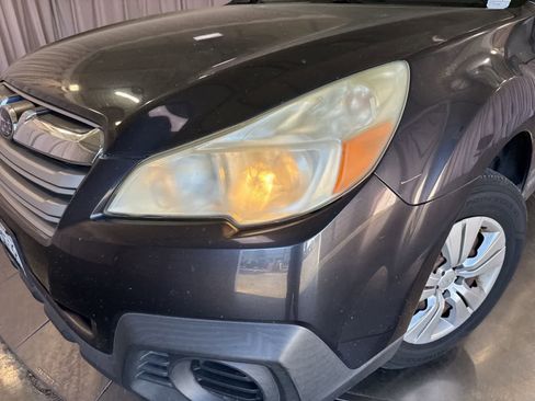 Used 2013 Subaru Outback 2.5i AWD/4WD image 8
