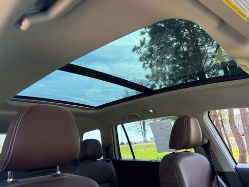 Used 2021 Volkswagen Atlas SEL image 29