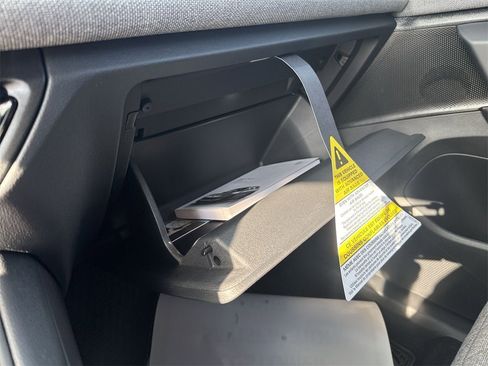 New 2026 Volkswagen Tiguan S image 37