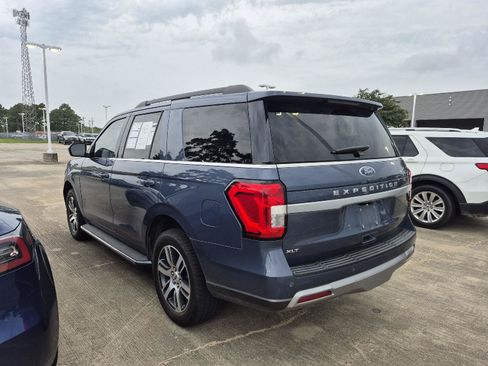 Used 2022 Ford Expedition XLT RWD image 4