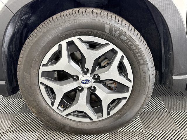 Used 2024 Subaru Forester Premium AWD/4WD image 35