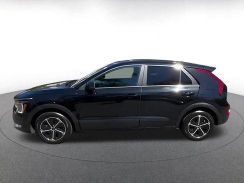 Used 2026 Kia Niro LX FWD image 9