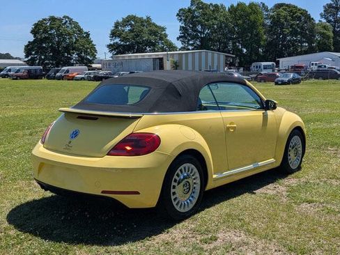 Used 2015 Volkswagen Beetle 1.8T FWD image 3